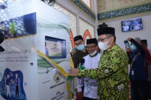 Wali Kota Kendari Kukuhkan Pengurus DMI Baruga dan Launching ATM Beras dan Telur
