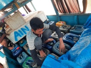 Timsus Airud Polda Sultra Bongkar Penyelundupan 4,2 Ton BBM Ilegal ke Sulawesi Tengah, Dua Tersangka Ditangkap
