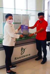Pemilik Apartemen B Residence Guyur Bonus Senilai Rp.2,3 Miliar Bagi Greysia Polii, Apriyani Rahayu dan Anthony Ginting