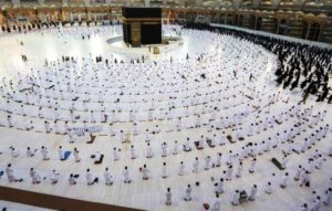 Arab Saudi Buka Ibadah Umrah, Begini Syaratannya…