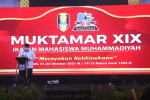 Gubernur Sultra Ali Mazi Sampaikan Sambutan di Muktamar XIX IMM