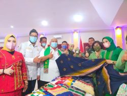 Ali Mazi Dikukuhkan sebagai Bapak Angkat Persit KCK Koorcabrem 143 PD XIV/Hsn dan Keluarga Besar TNI AD