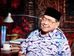 Humor Gus Dur Soal Toa Masjid dan Agama yang Paling Dekat dengan Tuhan