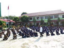 Wali Kota Mengajar, Sulkarnain Kadir Ajarkan Manajemen Waktu Ke Siswa-Siswi SMPN 5 Kendari