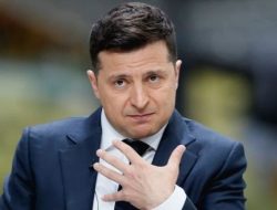 Presiden Ukraina Pecat Dua Jenderal Perangnya