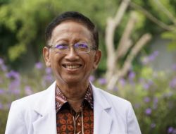 Soal Hepatitis Akut, Prof Zubairi Djoerban: Kebersihan Tangan Adalah Pertahanan Pertama