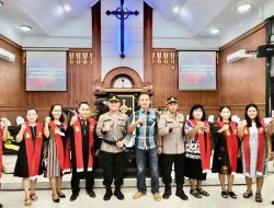 Kunjungi Gereja Tongkonan, Kapolresta Kendari Ajak Jemaat Jaga Kamtibmas