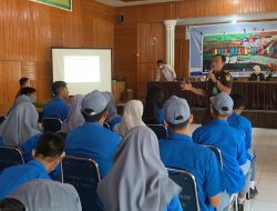 Sosialisasi Undang-undang LLAJ di SMAN 1 Kendari, Kasi Penkum Kejati Minta Siswa Patuhi Aturan Berlalu Lintas