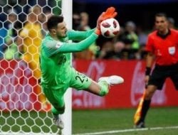 Kiper Kroasia Livakovic Catat Rekor Luar Biasa, Usai Singkirkan Brasil Lewat Adu Penalti