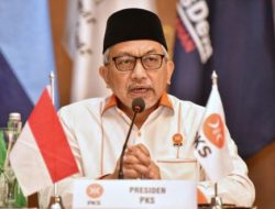 PKS Ajak Elemen Masyarakat Tutup Celah Presiden 3 Periode