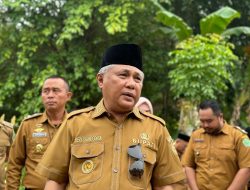 Bupati Konawe Kery Saiful Konggoasa Raih Penghargaan Sebagai Bupati Berkinerja Tertinggi di Kawasan Timur Indonesia