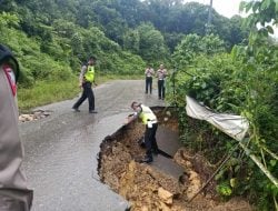 Jalan Antar Kabupaten Amblas di Desa Anduna, Ketua LSM Jarak Desak Dinas SDA dan Bina Marga Lakukan Perbaikan