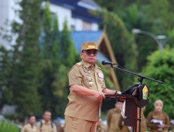 Pj Gubernur Pimpin Apel Gabungan Perdana Dengan Seluruh Jajaran Pemprov Sultra, Ini Tiga Arahannya