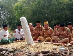 Jelang HUT Kabupaten Konawe ke 64, Pj Bupati Konawe Bersama Jajaran Gelar Ziarah di Makam Raja Lakidende