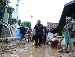 Usai Kunjungan ke Titik Banjir, Pj Gubernur Sultra Instruksikan Sekda dan OPD Kunjungan Serentak Hari Ini di 8 Kecamatan