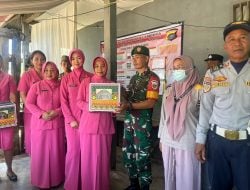 Wujud Kepedulian Polres Konawe, Ketua Bhayangkari Cabang Konawe Bagikan Bingkisan Untuk Personil Pos Pam Ketupat Anoa 2024