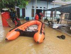 5 Desa Terendam Banjir, Jalan Trans Sulawesi Putus, Basarnas Kendari Kirim Tim Rescue ke Konawe Utara