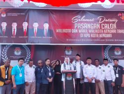 Didampingi 6 Partai Politik, Pasangan Siska- Sudirman Mendaftar di KPU Kota Kendari