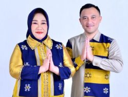 Ini Pesan di Balik Pakaian Tenun Lokal yang Dikenakan Tina-Ihsan di Debat Cagub Sultra