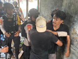 Satgas Ops Pekat Anoa 2025 Gerebek Arena Judi Sabung Ayam di Kemaraya, Tangkap 1 Pelaku dan Sejumlah Barang Bukti